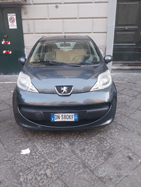 Peugeot 107 automatica