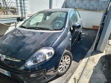 Fiat Punto Evo anno 2010 km 120000 € 2900,00 