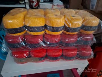 gomitoli da 100 gr cotone  filo di  Scozia 