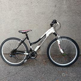 BICICLETTA 26 POLLICI TELAIO IN ALLUMINIO 