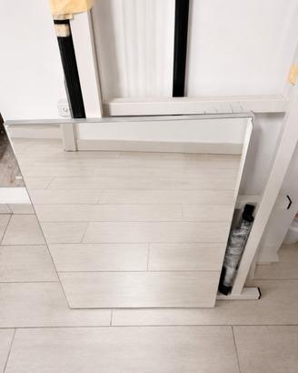 Specchio rettangolare da bagno con bordo sottile