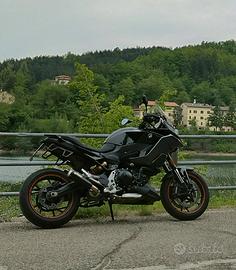 BMW F900XR Triple Black 