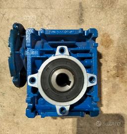 riduttore motovario NMRV 030 i.30