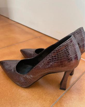 Décolleté Prima Donna