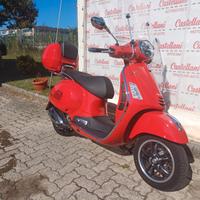 Piaggio Vespa 300 GTS hpe 310 E5+ ANNO 2025 KM 1.0