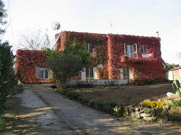 A Caltanissetta villa panoram. unifamilcon piscina