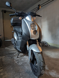 Peugeot Ludix scooter 50 2t motore 2700 km