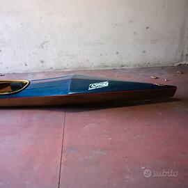 Canoa fluviale carbonio