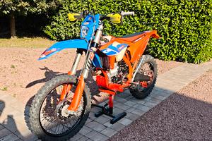 Beta race 390 2022 forcella ohlins ttx22