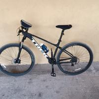 bici trek 27,5 nuova 