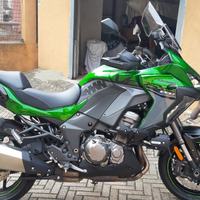 Moto Kawasaki 1000 SE