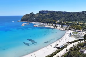 Bivano arredato a 2 km dal mare