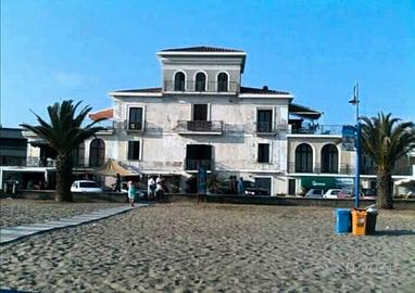 Fronte mare Casal velino