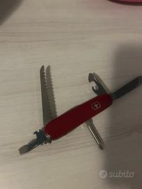 Victorinox Hiker.