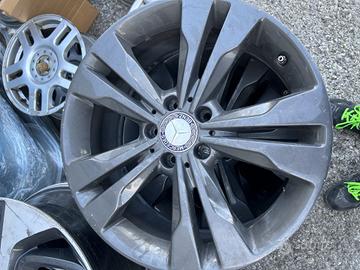 1 Cerchi da 18' in Lega - Mercedes Benz - A B Cla 