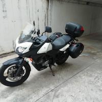 Suzuki V Strom DL 650 - 2012