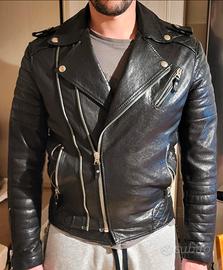 giubbotto in pelle stile chiodo