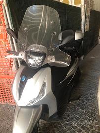 beverly 300 HPE S