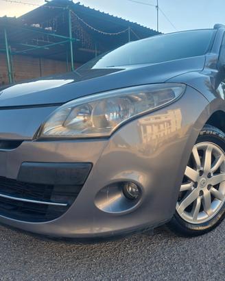 Renault Megane 1.5dci 110cv full nuova 2009
