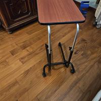 Tavolino per alimentazione a letto