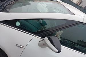 Vetro fisso anteriore sx Opel Zafira c tourer anno