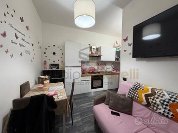 Grazioso Appartamentino In Piccolo Cortile