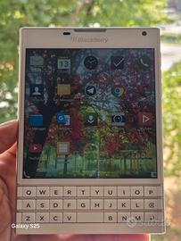 blackberry passport 