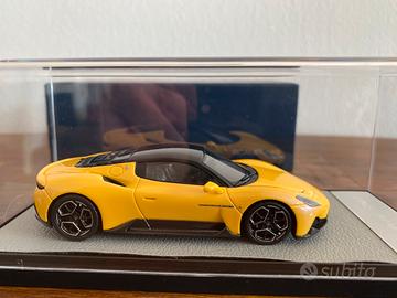 Modellino Maserati MC20 1:43 Giallo Genio