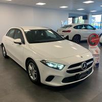 MERCEDES-BENZ A 180 d Automatico Sport + Full Le