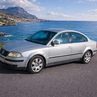 VW Passat 1.9 TDI 130CV • Diesel • FULL OPTIONAL