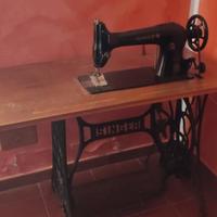 Macchina da cucire Singer 