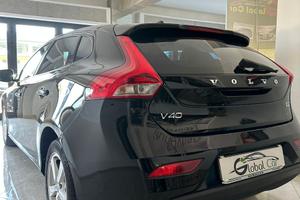 VOLVO V40 II 2016 2.0 d2 Kinetic