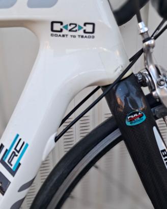 bici da corsa bianchi