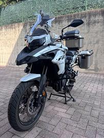 Moto Benelli TRK 502X