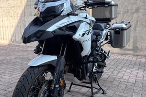 Moto Benelli TRK 502X