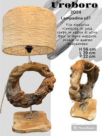 Lampada con legno di mare