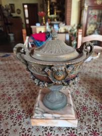 vaso antico porta oggetti 