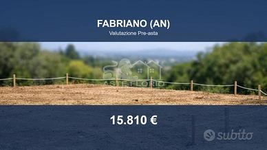 Immobile in asta di 1040 m² a Fabriano