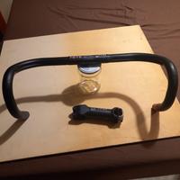 manubrio e pipetta per bici da corsa 