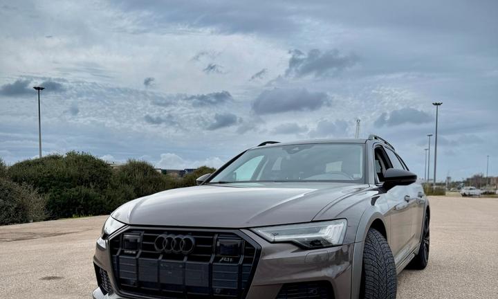 Audi A6 Allroad 50TDI c8 ibrida stupenda 