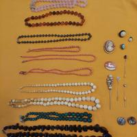 COLLANE SPILLE CAMEI ORECCHINI FERMAGLI da € 15