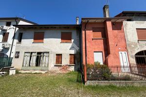 CASA DI CORTE A FONTANIVA
