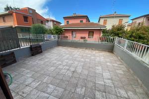 Appartamento di 71 m² con 2 locali e box auto a Pa