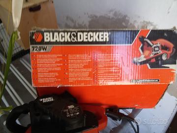 levigatrice a nastro black & decker ka88 700W 