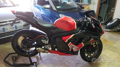 Suzuki gsx-r gsxr 750 k6 2006