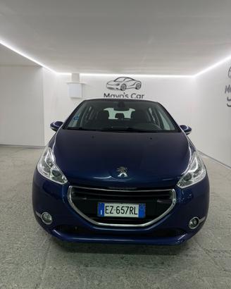 PEUGEOT 208 (anno 2015)
