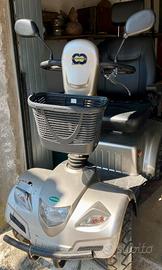 Scooter elettrico per anziani