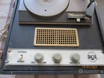 giradischi RCA mod. Monarch, da riparare, non si a
