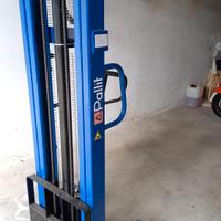 carrello elevatore 