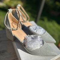 Scarpe con tacco eleganti